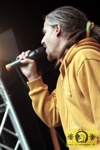 Ganjaman (D) Moderator 15. Reggae Jam Festival, Bersenbrueck 2009 (3).JPG
